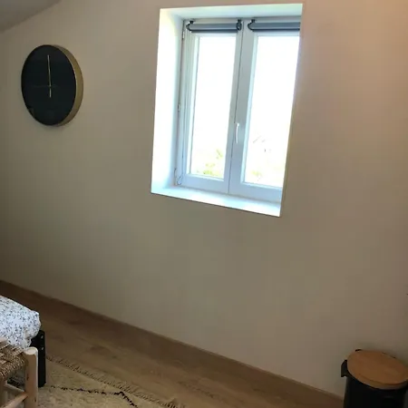 Au Dessus De Chez Nous Doulezon